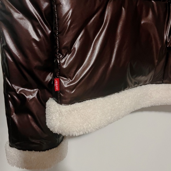 Levi’s Winter Puffer Jacket - Picture 11 of 11